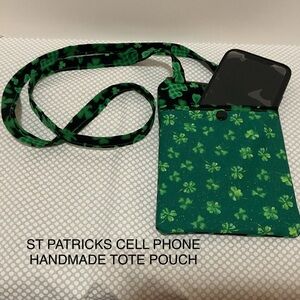 ST PATRICKS SHAMROCKS HANDMADE CROSSBODY PHONE POUCH